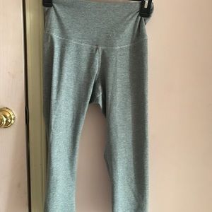 grey striped cropped leggings